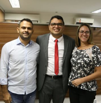 Descaso da Prefeitura de Fortaleza com a Educação do Município