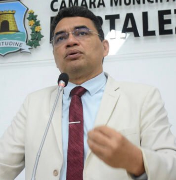 GONZAGUINHA DE MESSEJANA: Reginauro solicita explicação sobre o fechamento do Hospital
